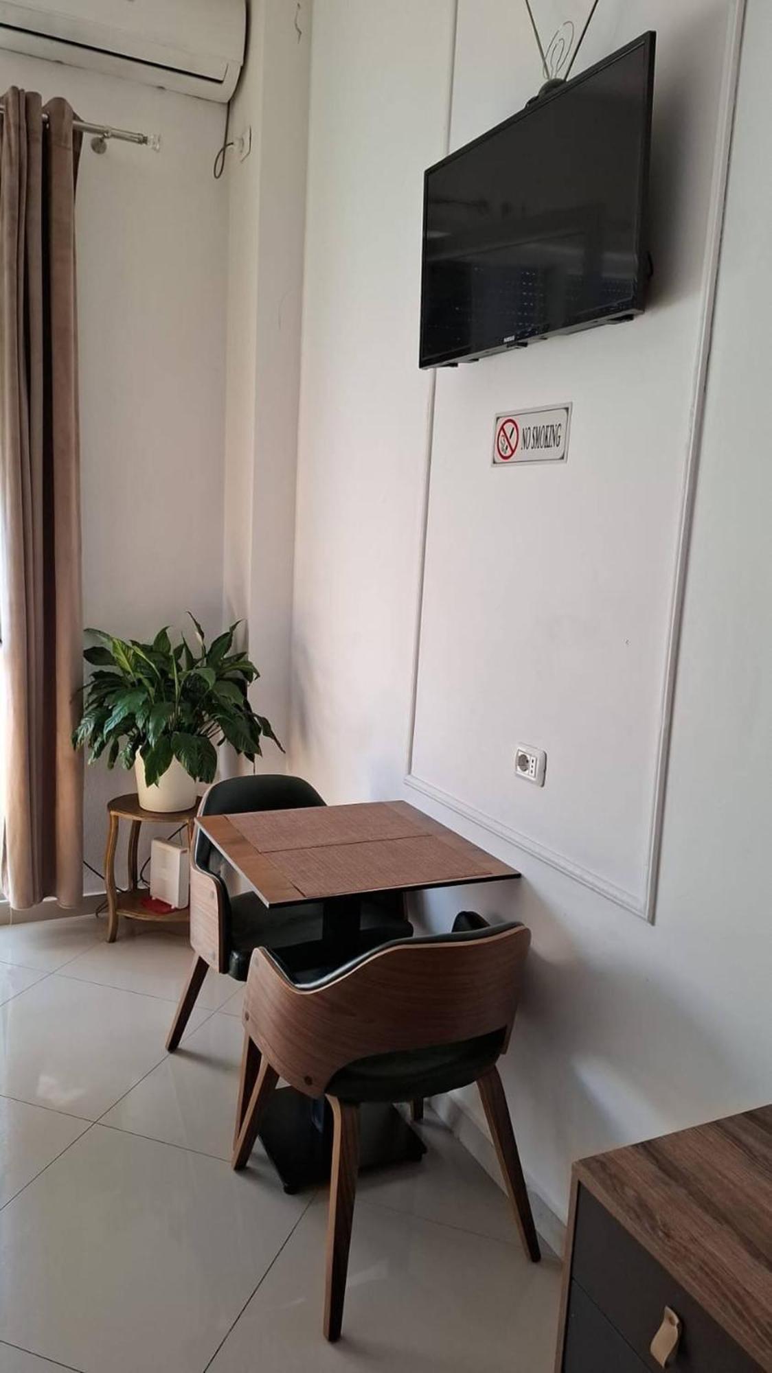 Bela 2 Tirana